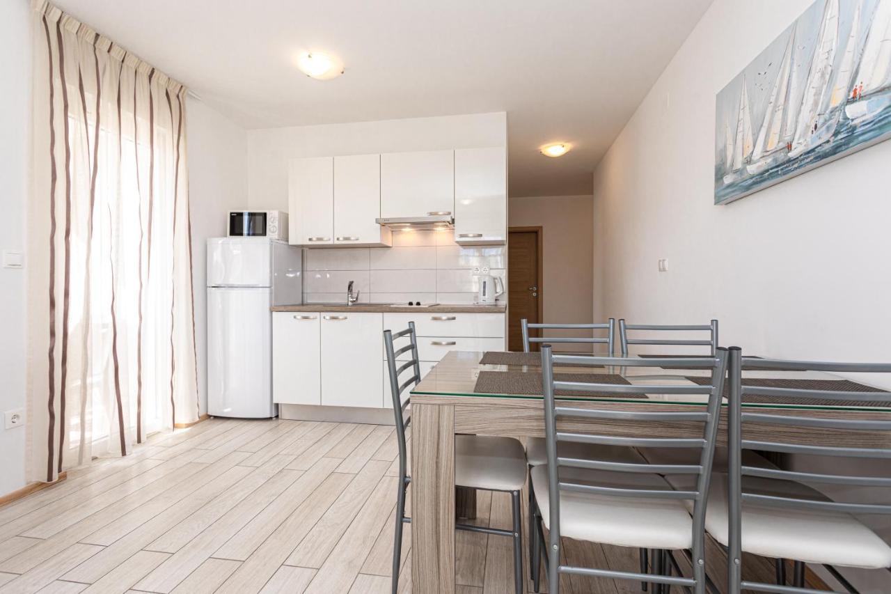 Apartments Crnekovic Tomislava 8 Baška Kültér fotó