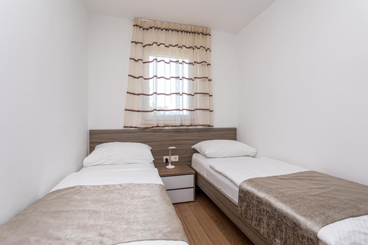 Apartments Crnekovic Tomislava 8 Baška Kültér fotó