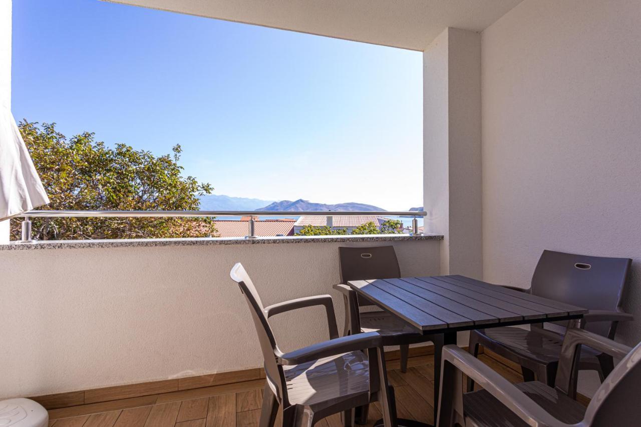 Apartments Crnekovic Tomislava 8 Baška Kültér fotó