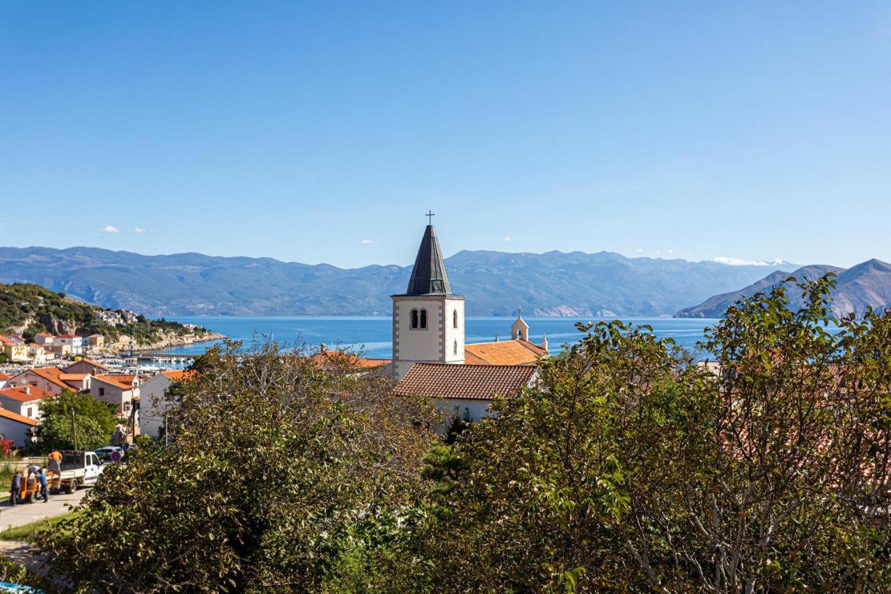Apartments Crnekovic Tomislava 8 Baška Kültér fotó