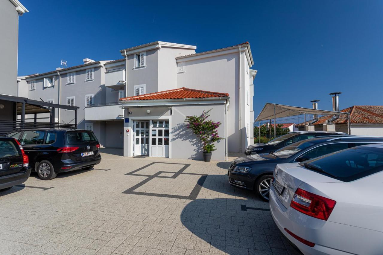 Apartments Crnekovic Tomislava 8 Baška Kültér fotó