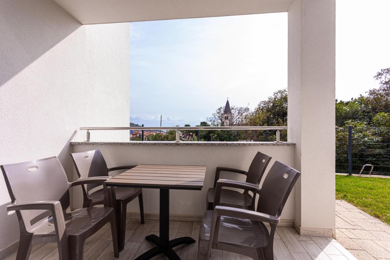 Apartments Crnekovic Tomislava 8 Baška Kültér fotó