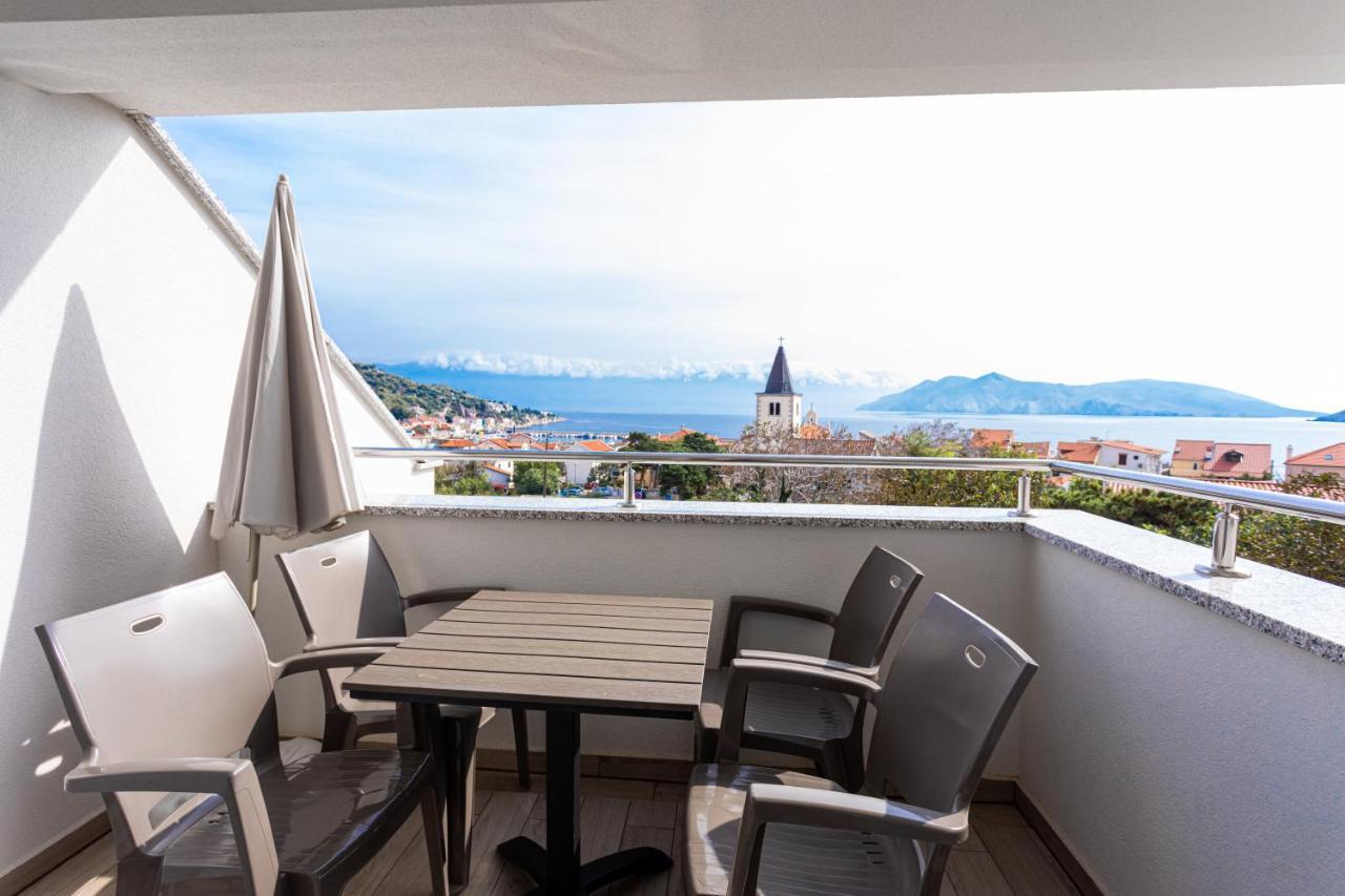 Apartments Crnekovic Tomislava 8 Baška Kültér fotó